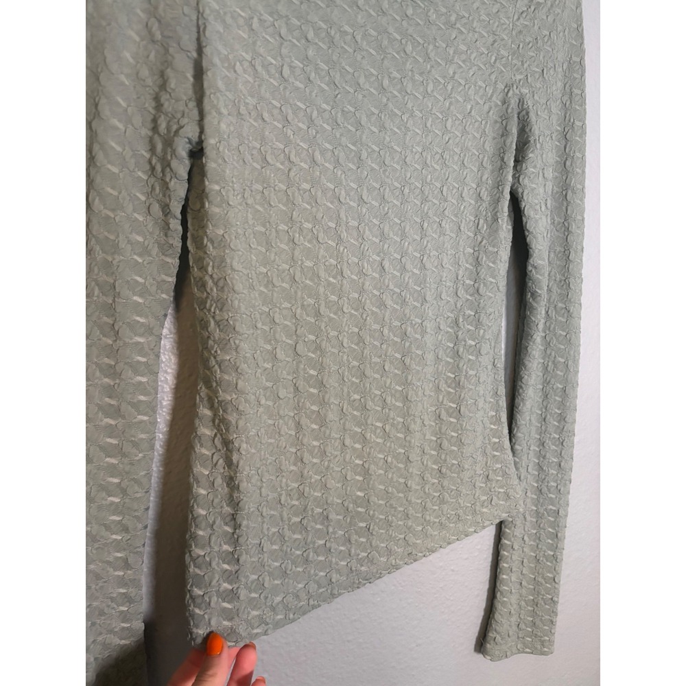 The Noli Shop Sage Green Sheer Popcorn Textured Mock Neck Long Sleeve Top Size M - Picture 4 of 6